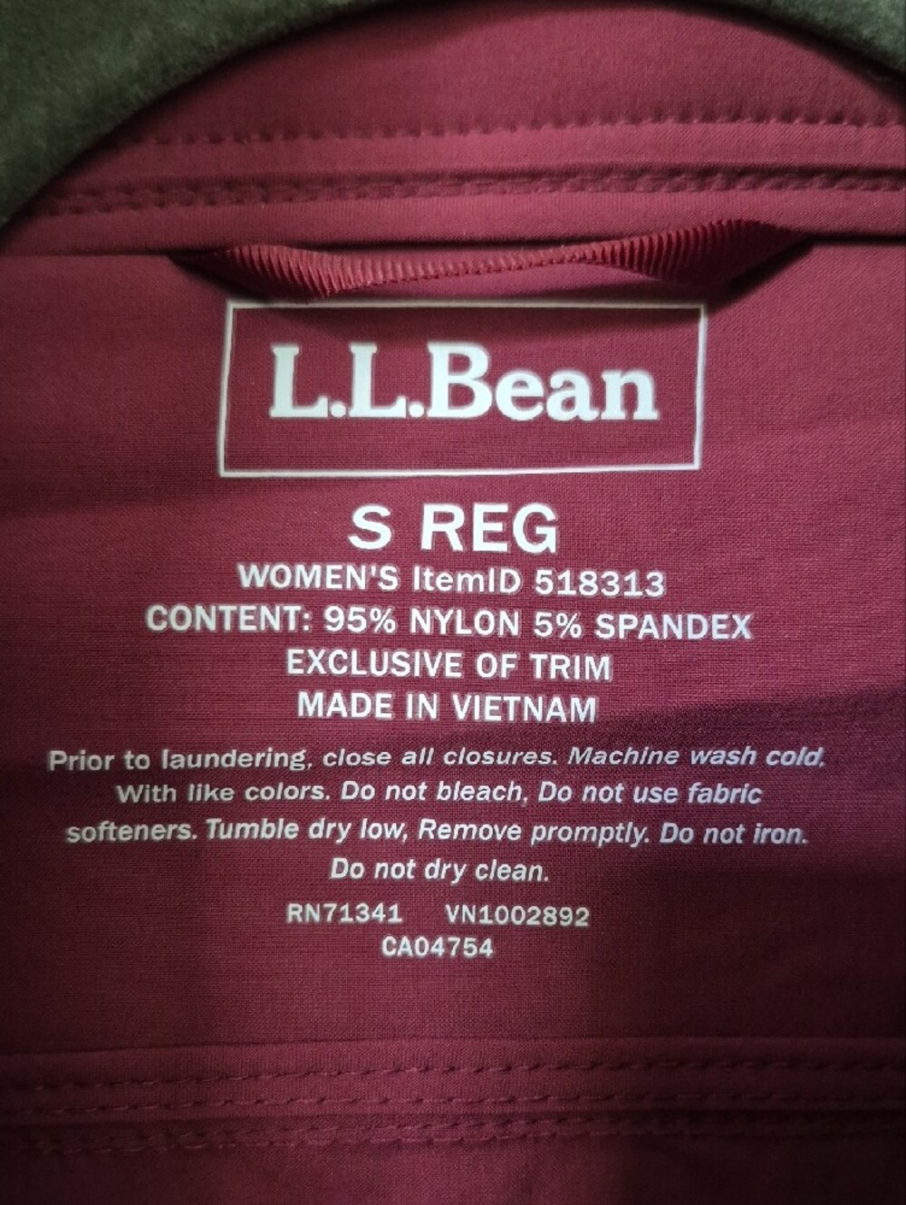 L.L. Bean Boundless Soft Shell Jacket Women's S Hooded Utility Anorak Cranberry - Picture 2 of 6